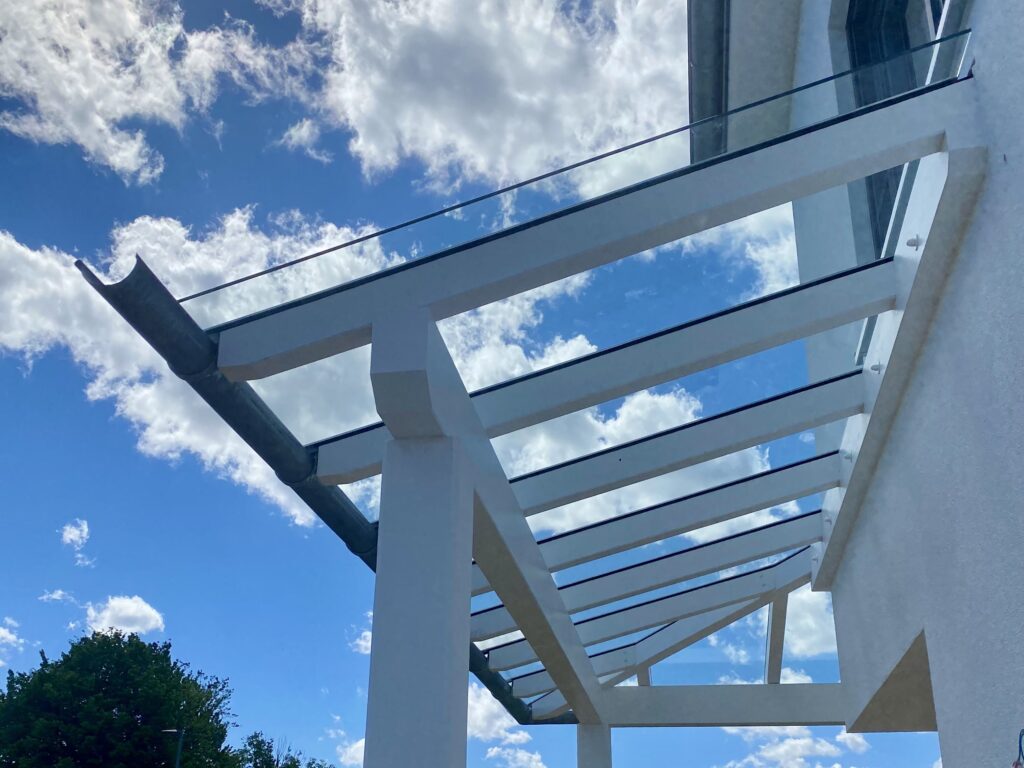 Glas Überdachung